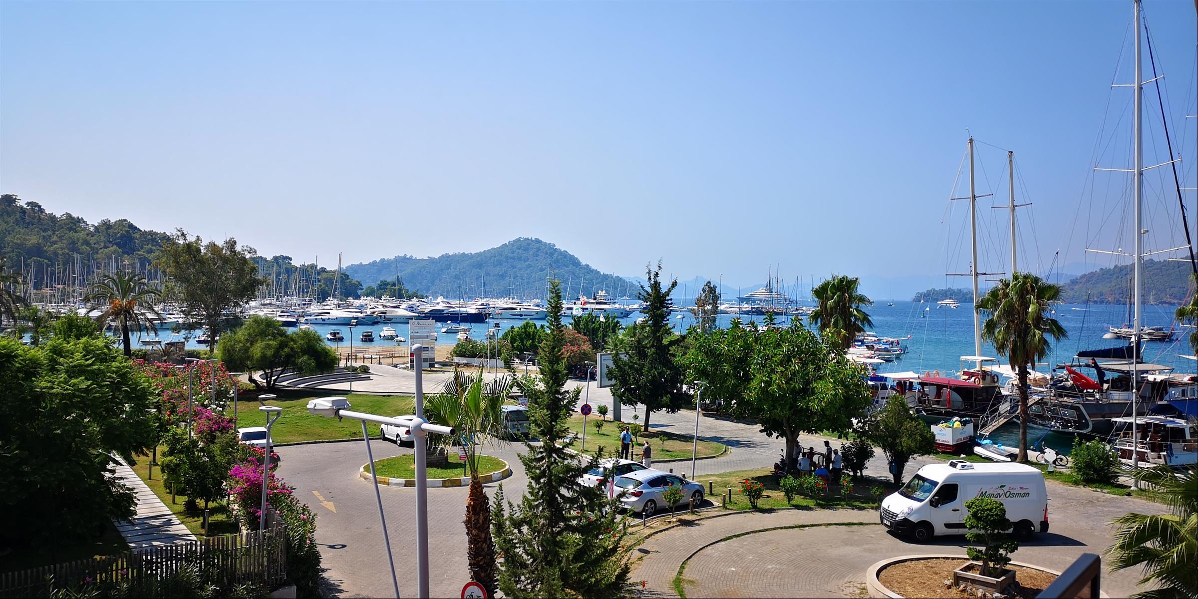 Hotel Marina Bay Goecek Exterior photo